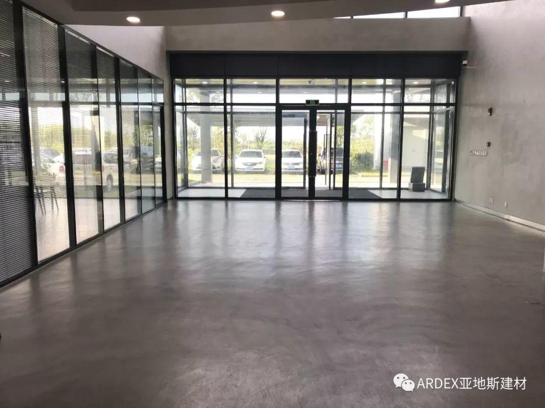 報名預(yù)約：百人高檔多功能培訓(xùn)教室\會議室\展廳可供出租